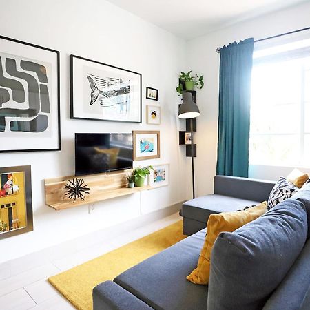 2 Bedroom Apartment 3 Minute Walk To South Beach & Ocean Drive Miami Beach Eksteriør billede