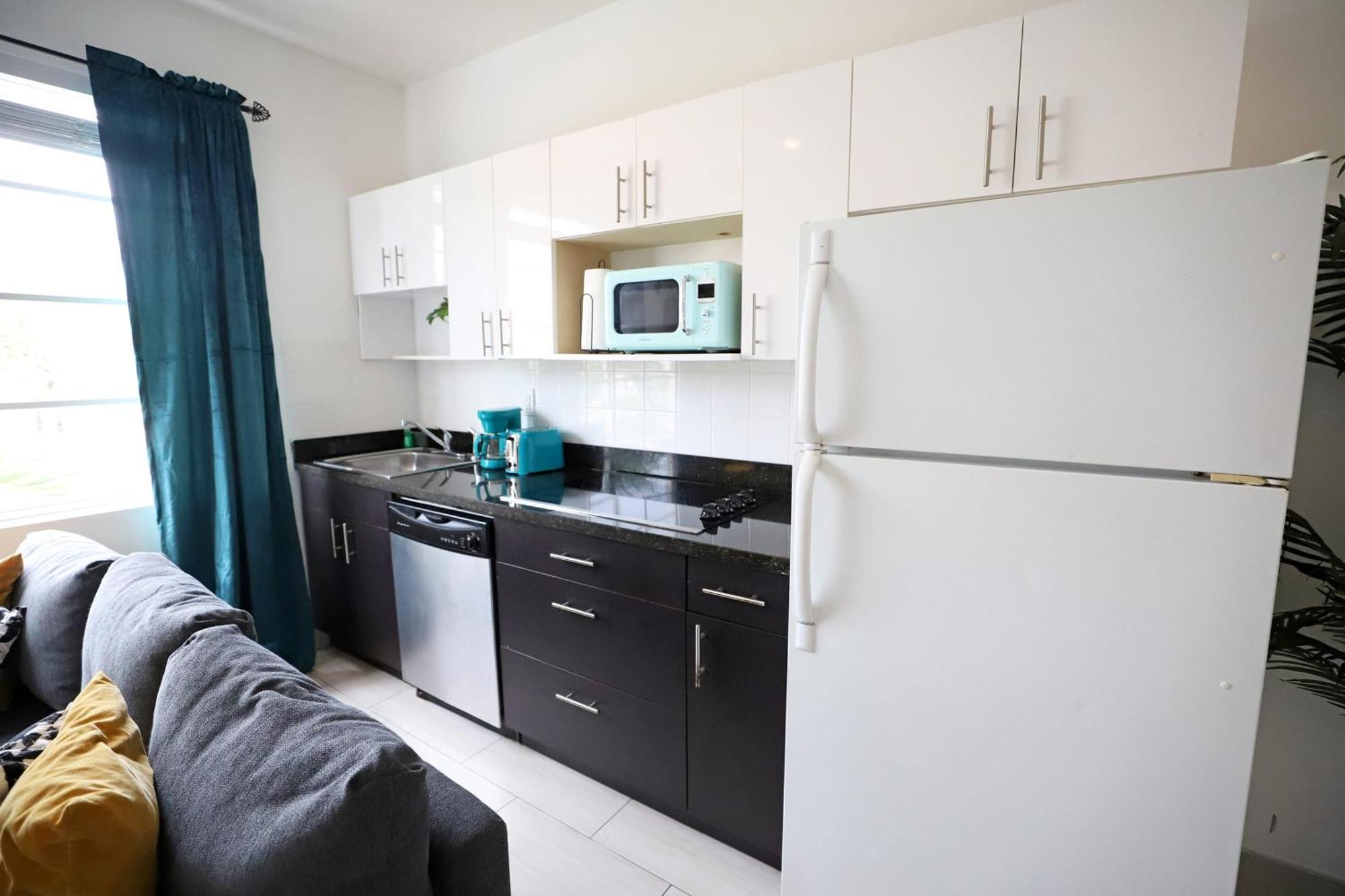 2 Bedroom Apartment 3 Minute Walk To South Beach & Ocean Drive Miami Beach Eksteriør billede