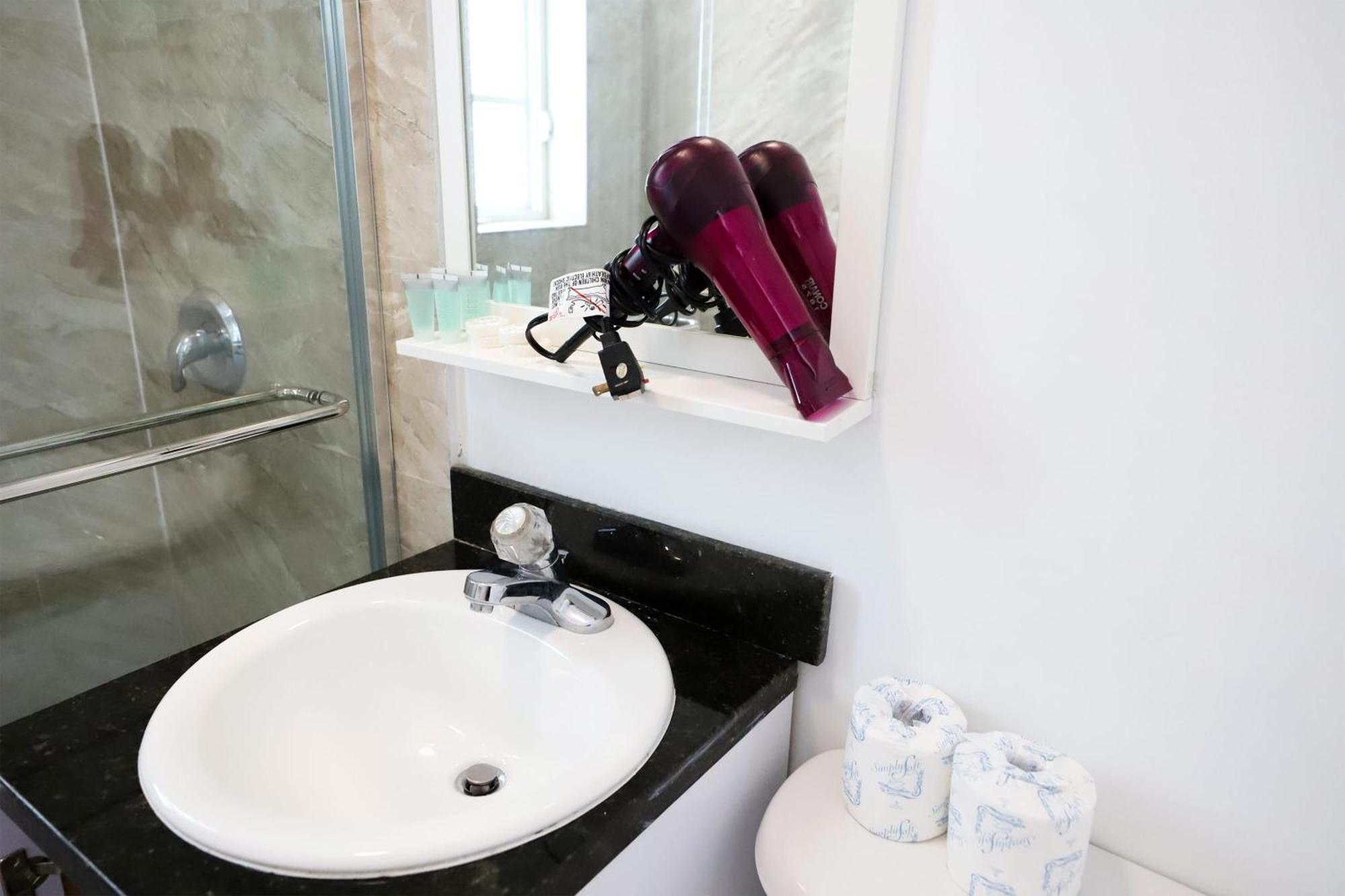2 Bedroom Apartment 3 Minute Walk To South Beach & Ocean Drive Miami Beach Eksteriør billede